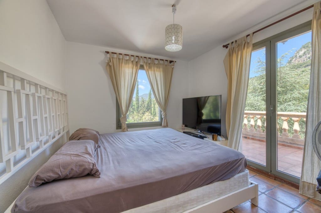 5 makuuhuone Maalaistalo myytävänä paikassa Esporles mukana uima-altaan - 1 900 000 € (Ref: 9530078)