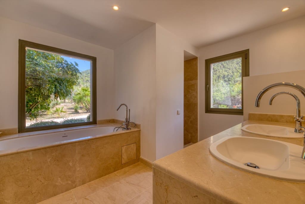 5 makuuhuone Maalaistalo myytävänä paikassa Esporles mukana uima-altaan - 1 900 000 € (Ref: 9530078)