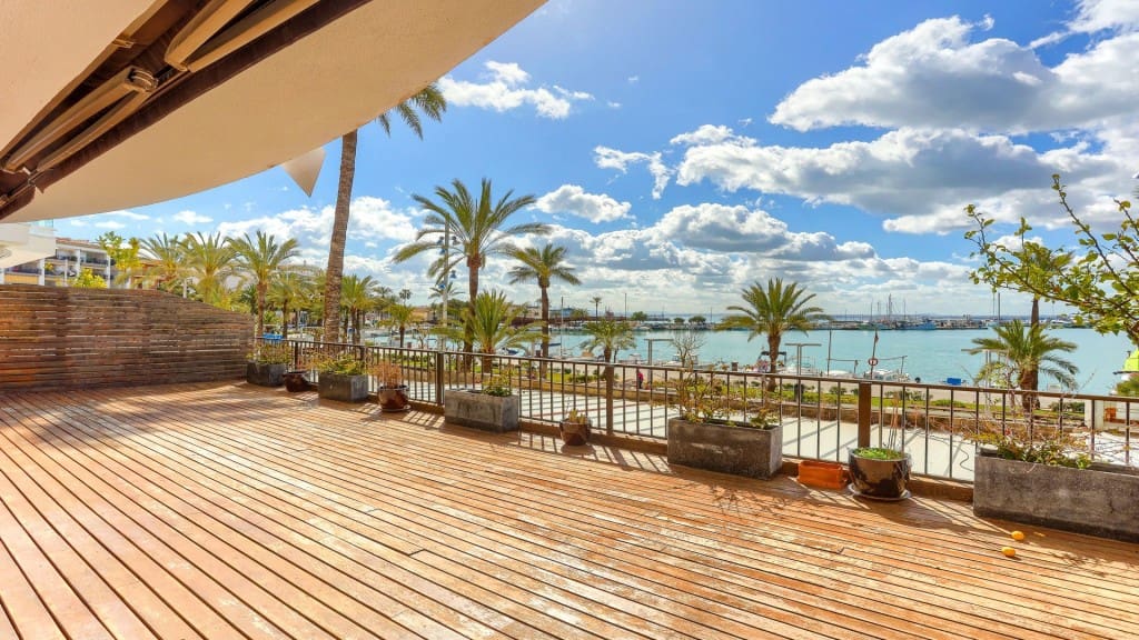 4 chambre Appartement à vendre à Puerto de Alcudia - 1 700 000 € (Ref: 9530080)