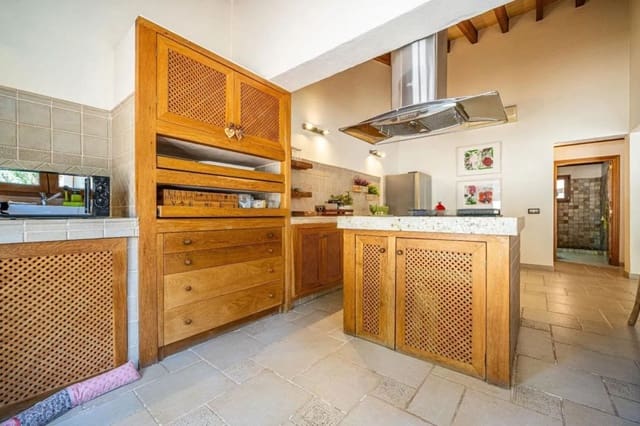 4 slaapkamer Finca/Landhuis te koop in Calvià met zwembad garage - € 1.995.000 (Ref: 9530090)