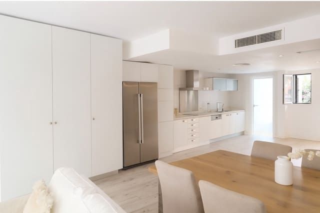 3 soverom Hus til salgs i Palma de Mallorca med svømmebasseng garasje - € 860 000 (Ref: 9530091)