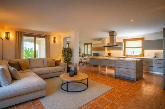 6 slaapkamer Finca/Landhuis te koop in Alcúdia met zwembad garage - € 2.690.000 (Ref: 9530092)