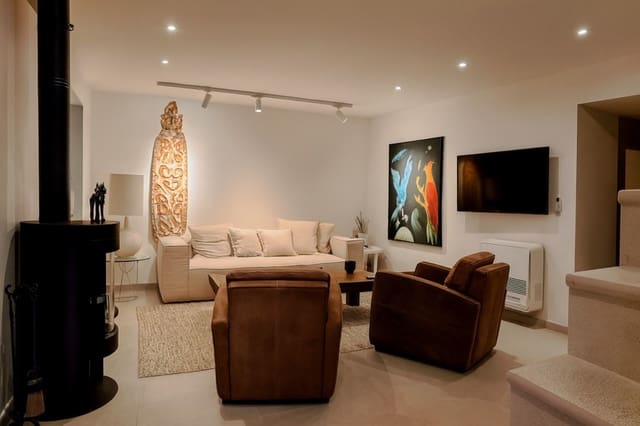 3 chambre Maison de Ville à vendre à Santa María del Camí avec piscine - 739 000 € (Ref: 9530097)