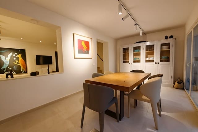 3 chambre Maison de Ville à vendre à Santa María del Camí avec piscine - 739 000 € (Ref: 9530097)