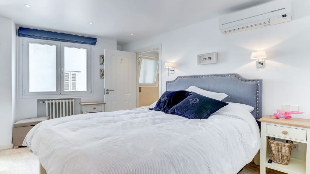 4 bedroom Apartment for sale in Pollensa / Pollenca with garage - € 2,880,000 (Ref: 9533278)