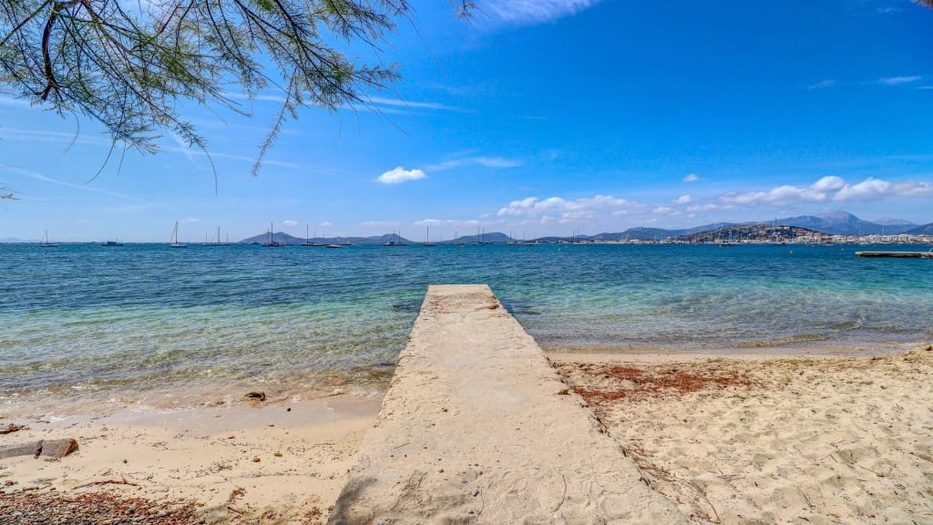 4 bedroom Apartment for sale in Pollensa / Pollenca with garage - € 2,880,000 (Ref: 9533278)