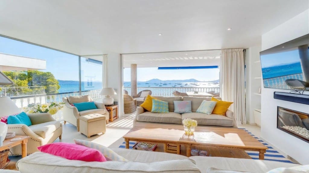 4 bedroom Apartment for sale in Pollensa / Pollenca with garage - € 2,880,000 (Ref: 9533278)