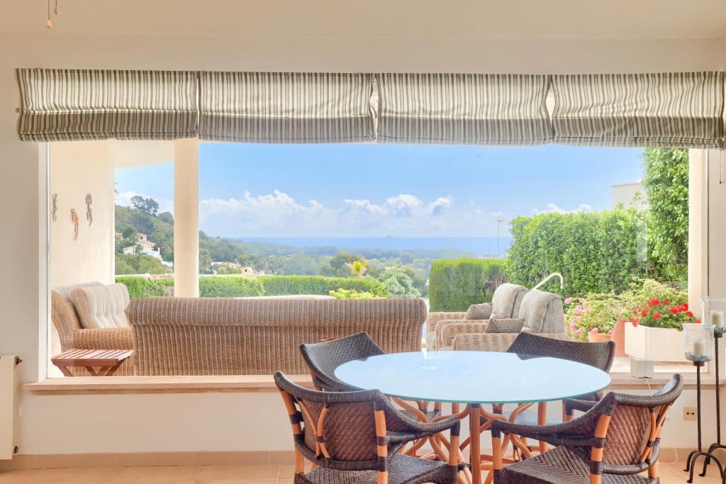 5 bedroom Villa for sale in Alcudia with pool garage - € 2,275,000 (Ref: 9533279)