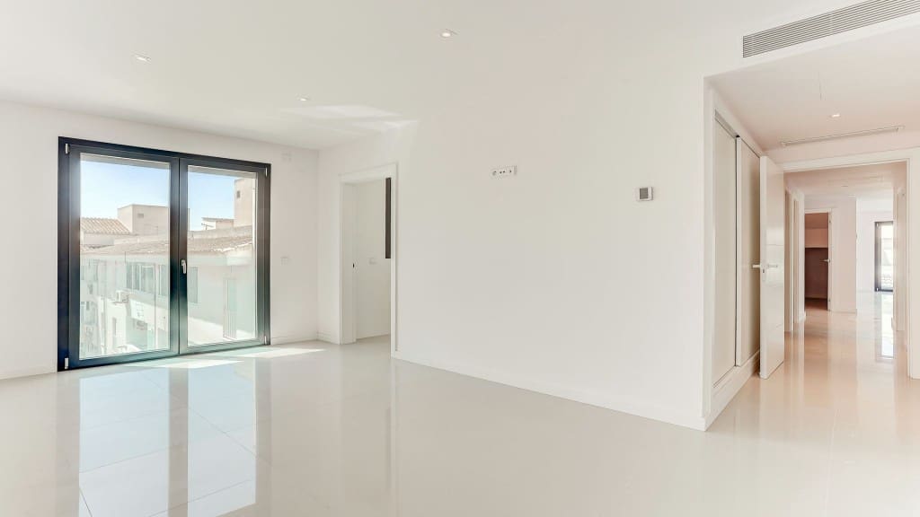 3 soverom Penthouse til salgs i Puerto de Alcudia med garasje - € 1 300 000 (Ref: 9533280)