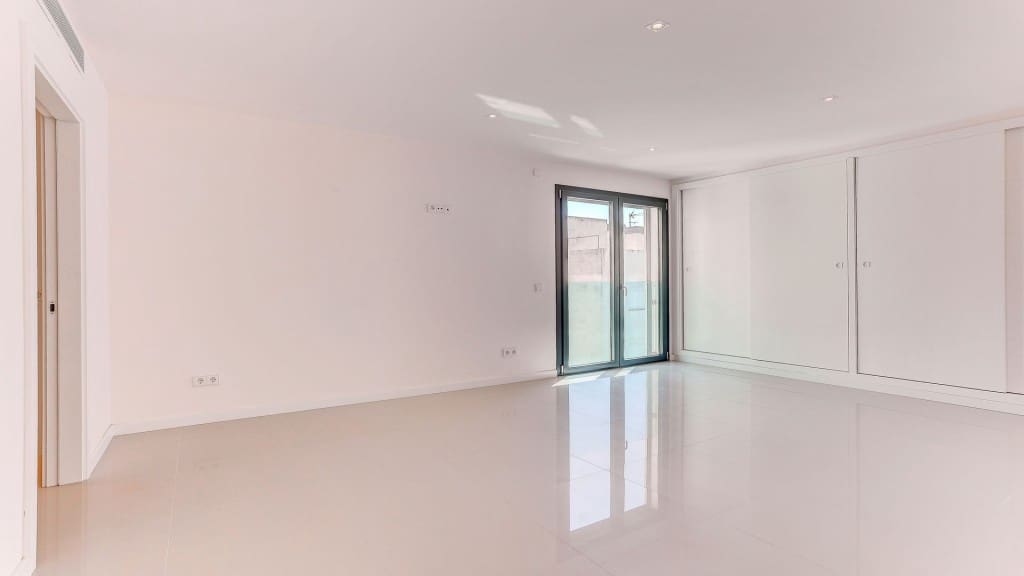3 soverom Penthouse til salgs i Puerto de Alcudia med garasje - € 1 300 000 (Ref: 9533280)