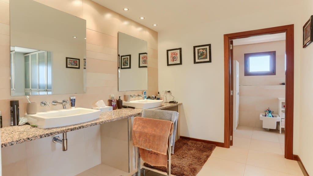 6 chambre Finca/Maison de Campagne à vendre à Puntiro avec piscine garage - 2 250 000 € (Ref: 9533288)