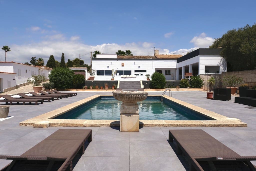 6 soveværelse Villa til salg i Sa Cabaneta / La Cabaneta med swimmingpool garage - € 1.895.000 (Ref: 9533294)