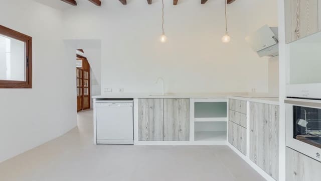 4 chambre Maison de Ville à vendre à Campanet avec piscine - 1 090 000 € (Ref: 9533295)