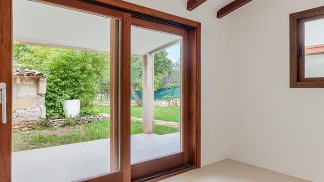 4 chambre Maison de Ville à vendre à Campanet avec piscine - 1 090 000 € (Ref: 9533295)