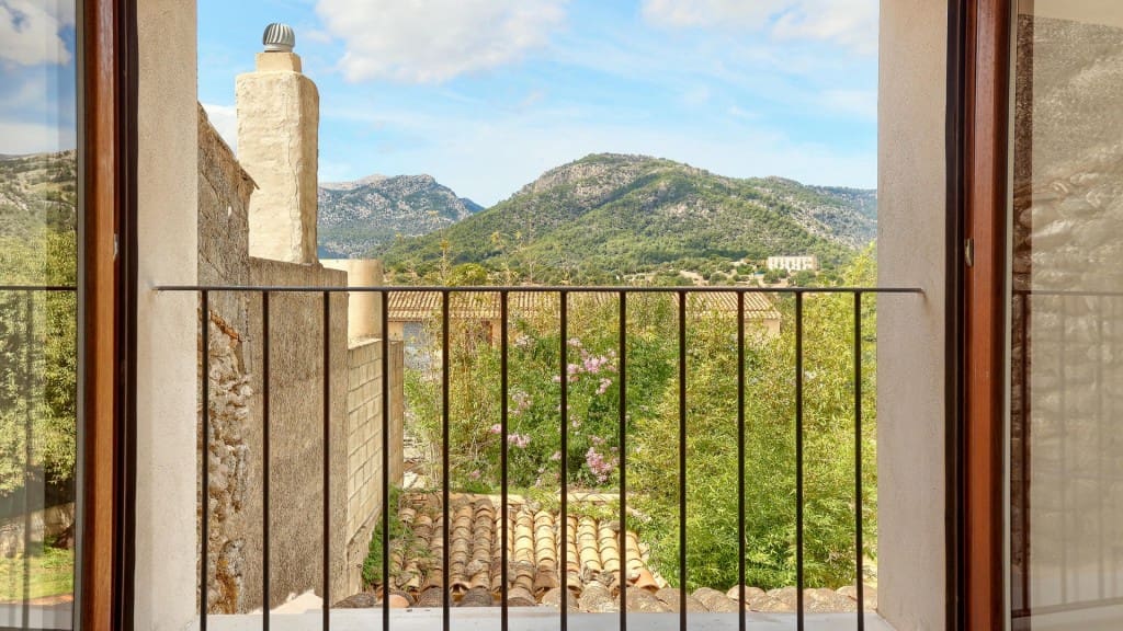 4 bedroom Townhouse for sale in Campanet with pool - € 1,090,000 (Ref: 9533295)