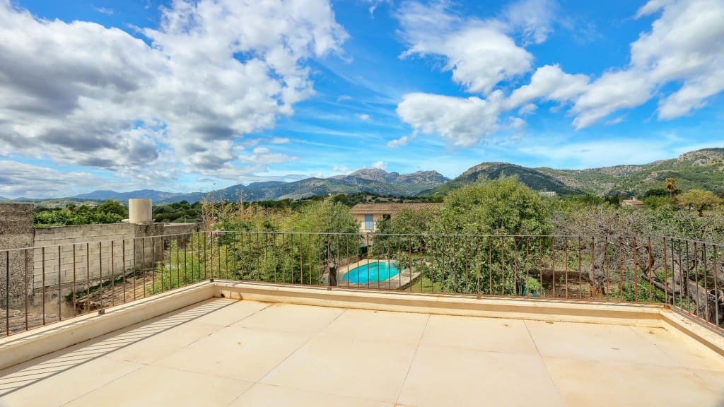 4 bedroom Townhouse for sale in Campanet with pool - € 1,090,000 (Ref: 9533295)