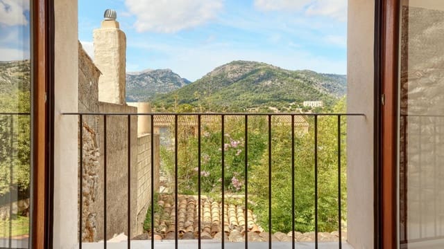 4 chambre Maison de Ville à vendre à Campanet avec piscine - 1 090 000 € (Ref: 9533295)