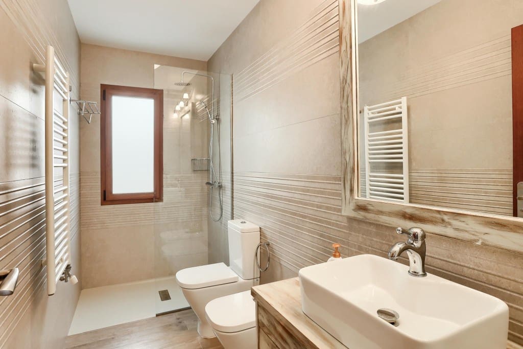 3 slaapkamer Villa te koop in Puntiro met zwembad garage - € 1.855.000 (Ref: 9533298)