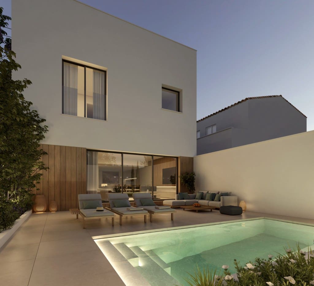 3 bedroom Villa for sale in Alcudia with pool garage - € 1,600,000 (Ref: 9533301)