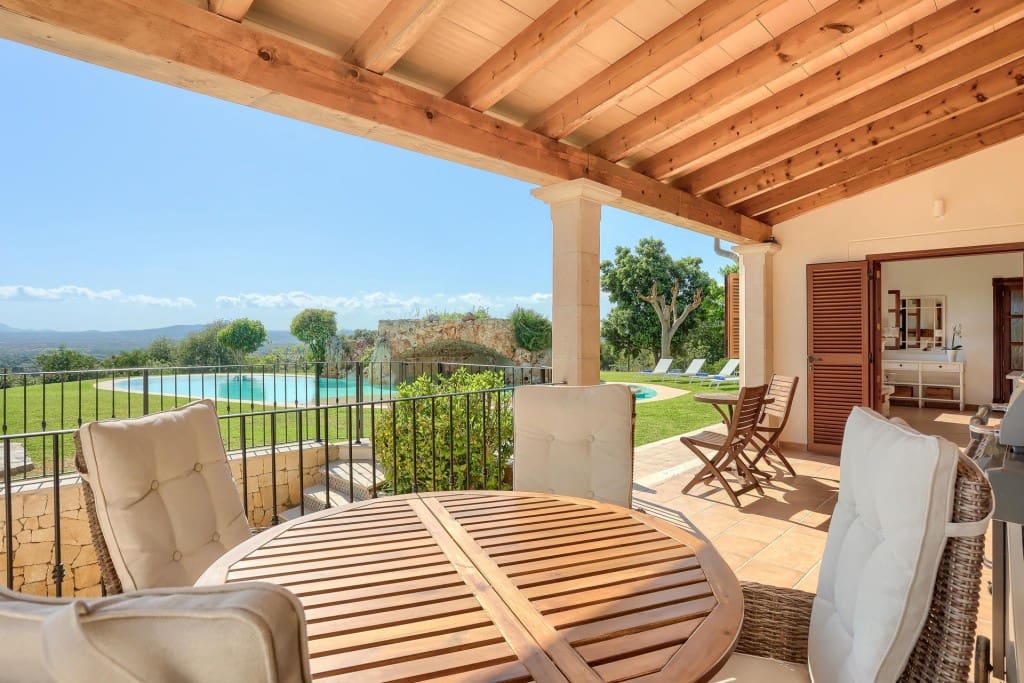 5 soveværelse Finca/Landehus til salg i Manacor med swimmingpool garage - € 1.998.000 (Ref: 9594735)