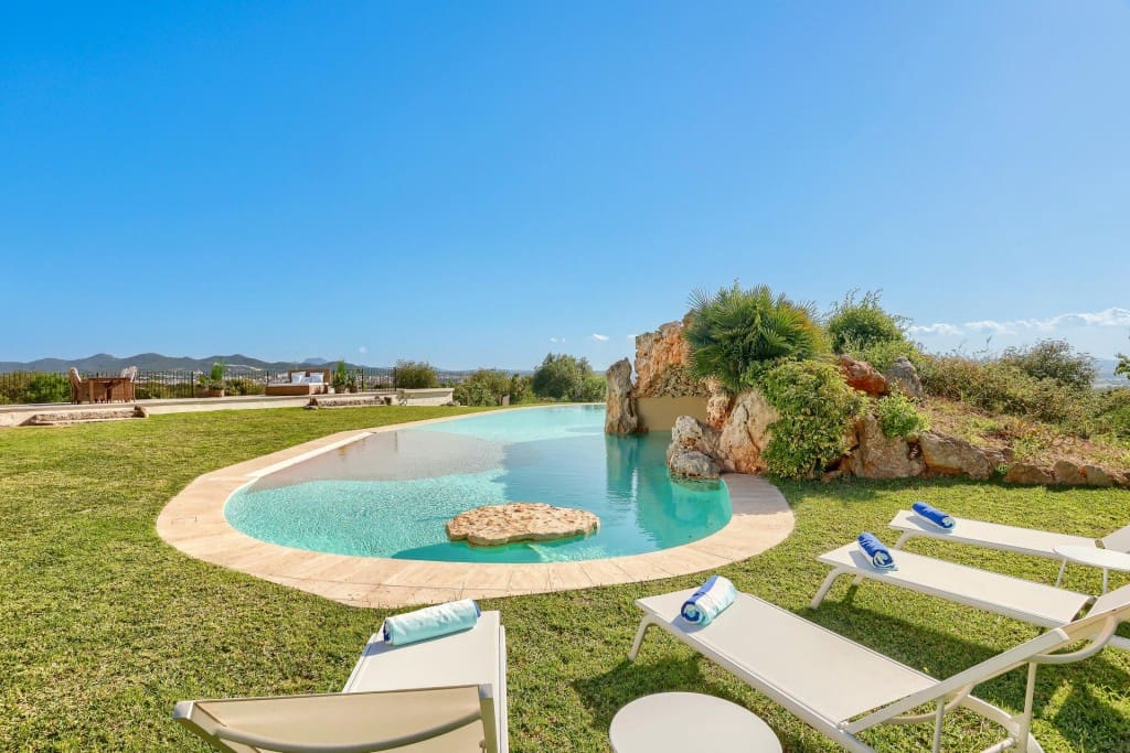 5 soveværelse Finca/Landehus til salg i Manacor med swimmingpool garage - € 1.998.000 (Ref: 9594735)