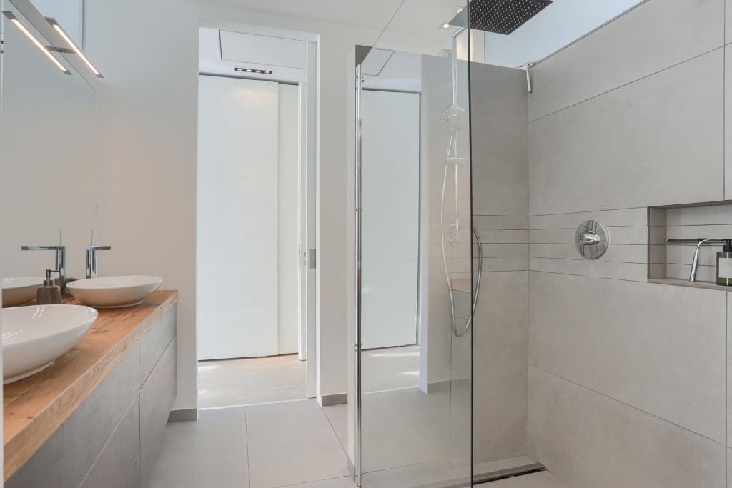 5 bedroom Villa for sale in Mal Pas-Bon Aire with pool garage - € 2,990,000 (Ref: 9594736)