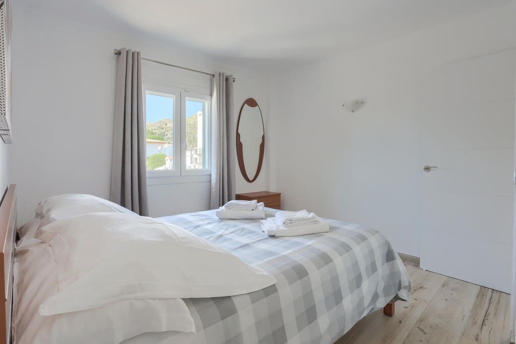 4 slaapkamer Villa te koop in Pollensa / Pollenca met zwembad garage - € 1.395.000 (Ref: 9637188)