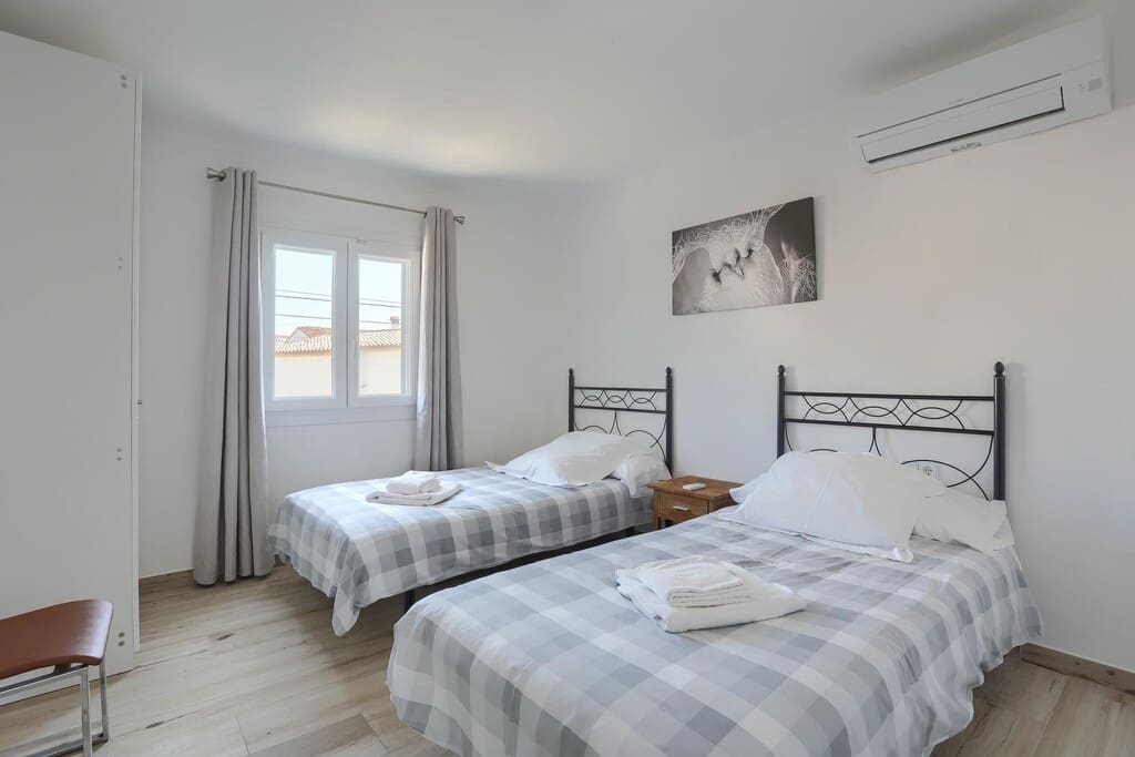 4 slaapkamer Villa te koop in Pollensa / Pollenca met zwembad garage - € 1.395.000 (Ref: 9637188)