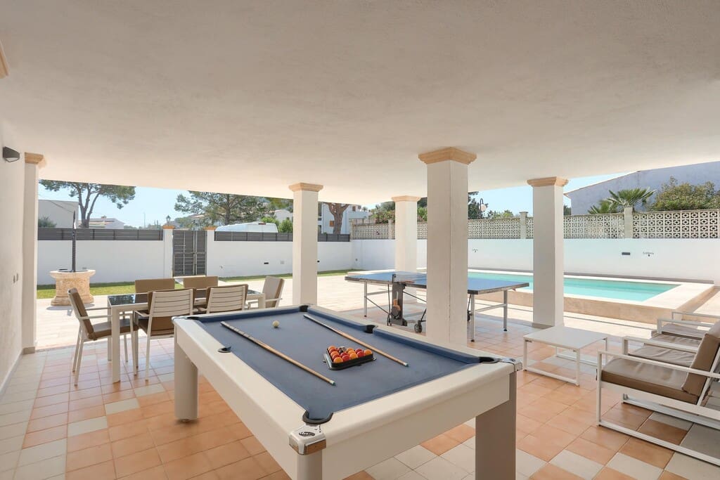 4 slaapkamer Villa te koop in Pollensa / Pollenca met zwembad garage - € 1.395.000 (Ref: 9637188)