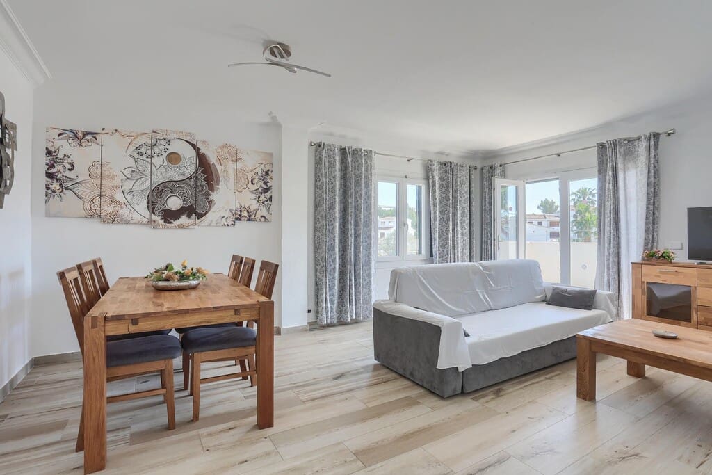 4 slaapkamer Villa te koop in Pollensa / Pollenca met zwembad garage - € 1.395.000 (Ref: 9637188)