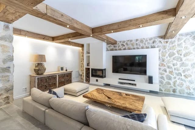 Chalet de 5 habitaciones en Esporles en venta con piscina garaje - 1.845.000 € (Ref: 9666005)