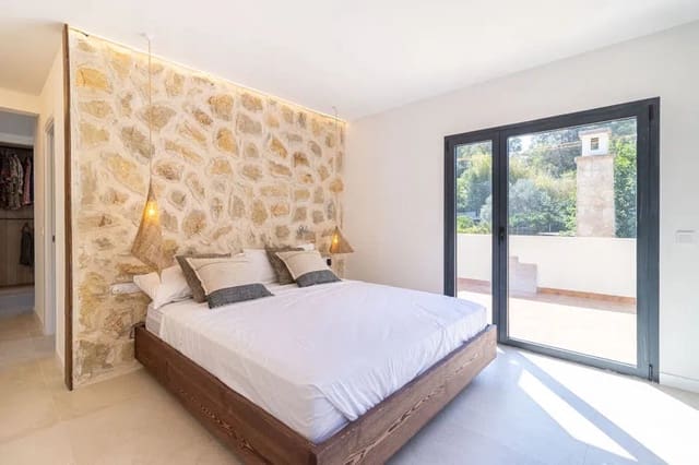 Chalet de 5 habitaciones en Esporles en venta con piscina garaje - 1.845.000 € (Ref: 9666005)