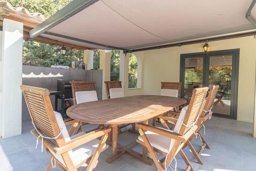 Chalet de 5 habitaciones en Esporles en venta con piscina garaje - 1.845.000 € (Ref: 9666005)