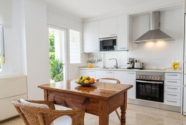 3 quarto Apartamento para venda em Llucmajor com piscina garagem - 570 000 € (Ref: 9694852)