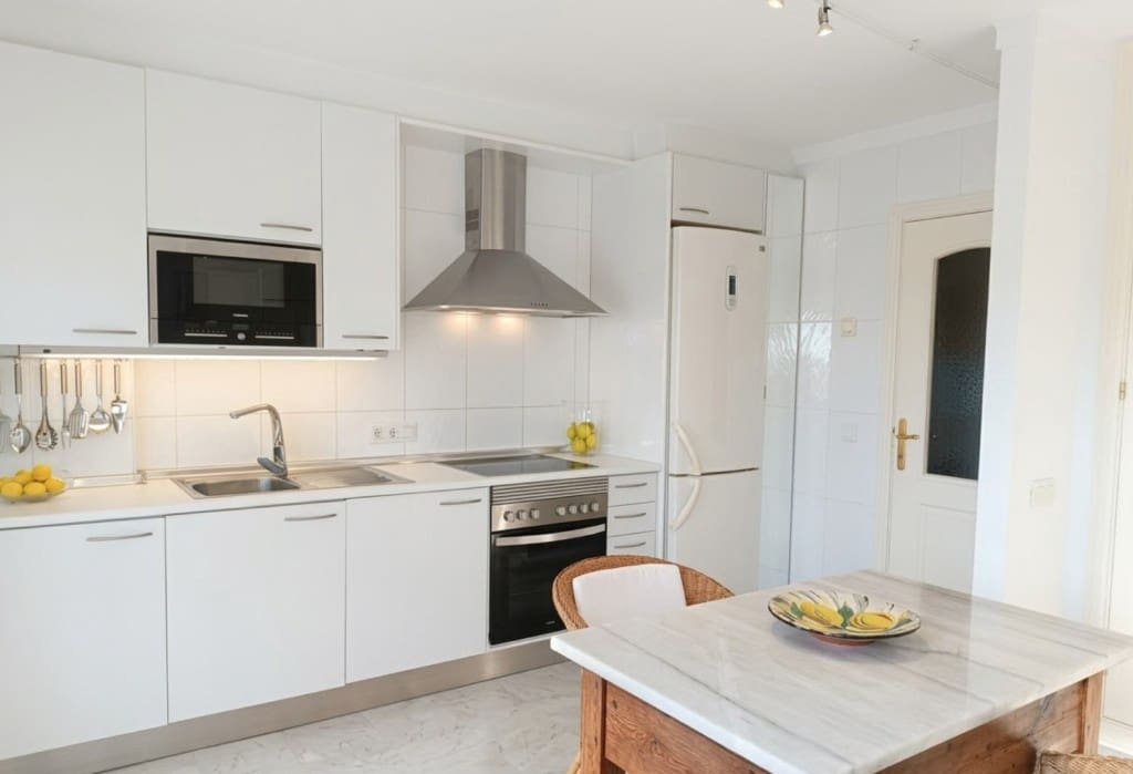 3 bedroom Apartment for sale in Llucmajor with pool garage - € 570,000 (Ref: 9694852)