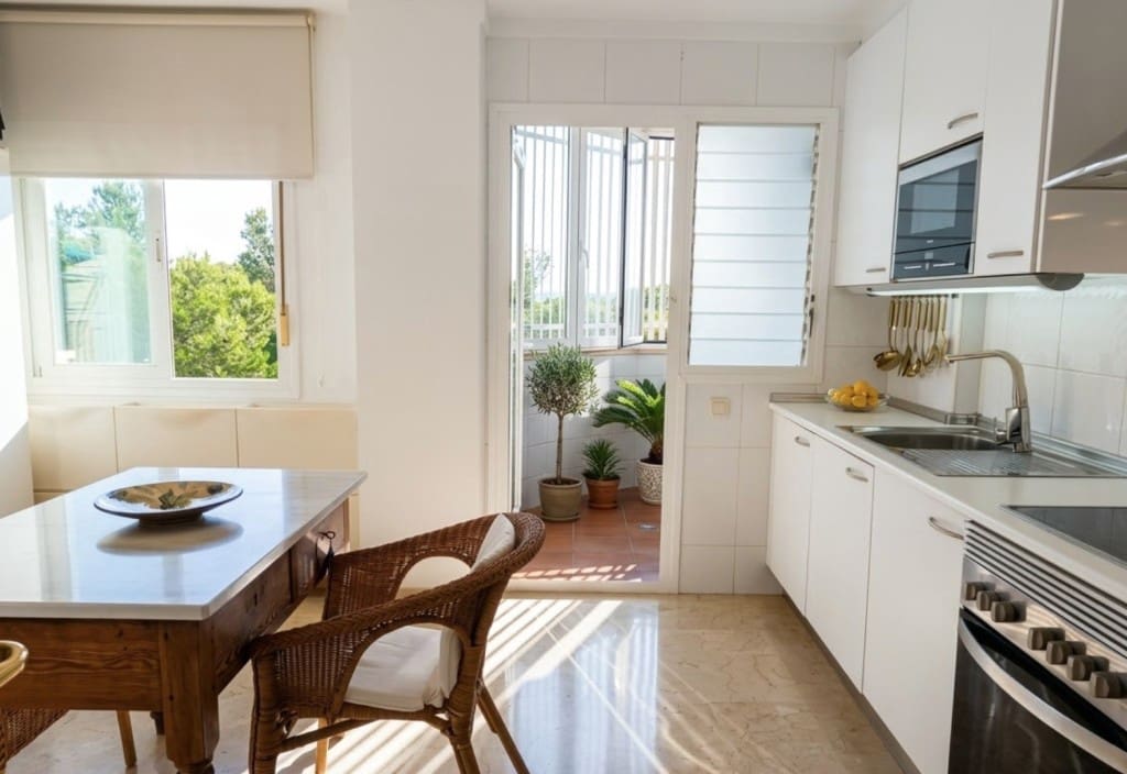 3 bedroom Apartment for sale in Llucmajor with pool garage - € 570,000 (Ref: 9694852)