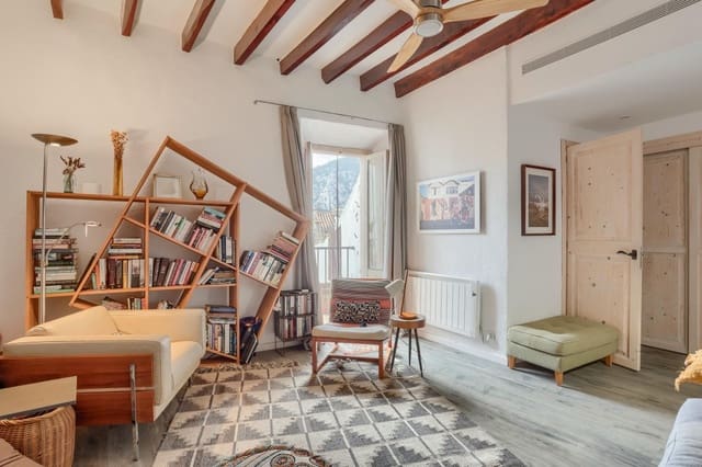 4 chambre Maison de Ville à vendre à Pollensa / Pollença avec piscine - 1 200 000 € (Ref: 9694853)