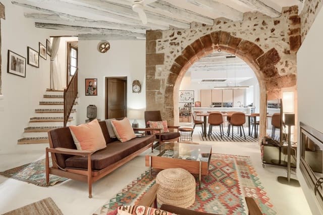 4 chambre Maison de Ville à vendre à Pollensa / Pollença avec piscine - 1 200 000 € (Ref: 9694853)