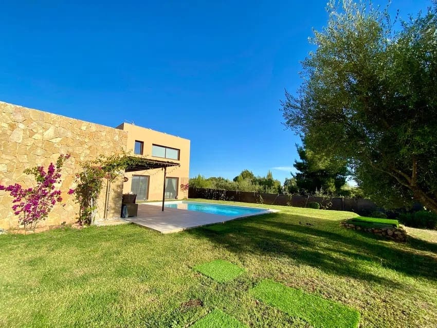 4 bedroom Villa for sale in Bunyola with pool garage - € 1,980,000 (Ref: 9735369)