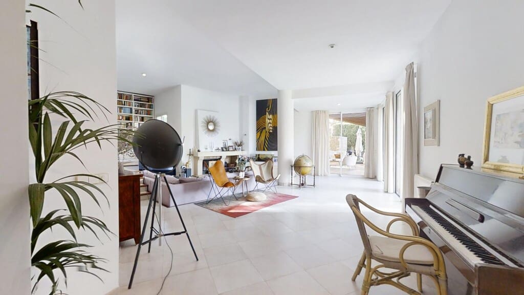 4 soverom Villa til salgs i Santa Ponsa med svømmebasseng garasje - € 2 800 000 (Ref: 9758711)