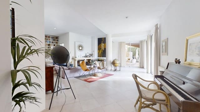 4 soverom Villa til salgs i Santa Ponsa, Calvià med svømmebasseng garasje - € 2 800 000 (Ref: 9758711)