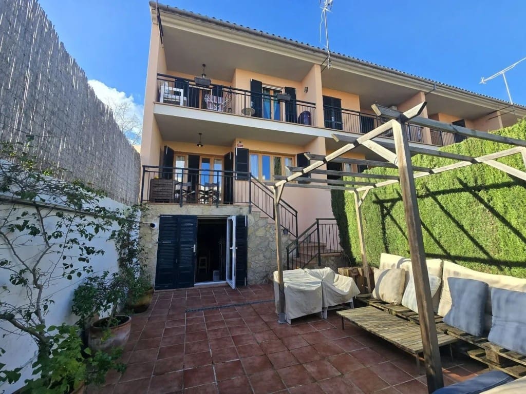 4 soverom Hus til salgs i Palma de Mallorca med svømmebasseng - € 1 150 000 (Ref: 9761809)