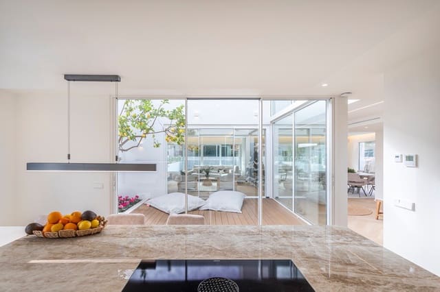 6 Zimmer Villa zu verkaufen in Palma de Mallorca mit Pool Garage - 4.500.000 € (Ref: 9761810)