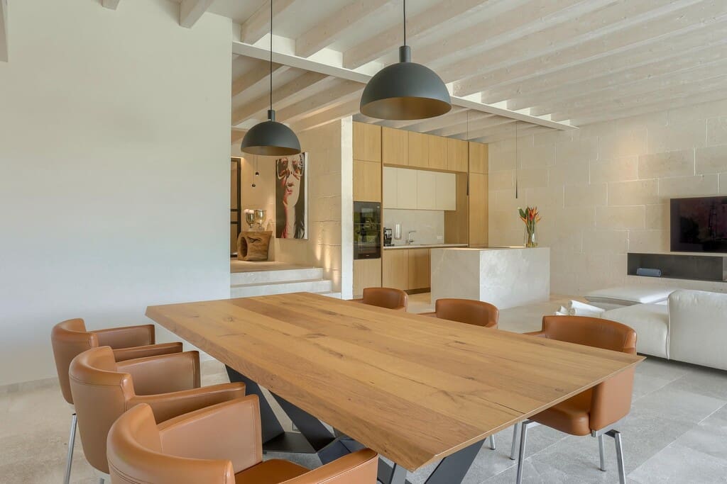 4 sypialnia Dom na sprzedaż w Campanet z basenem garażem - 1 980 000 € (Ref: 9761811)