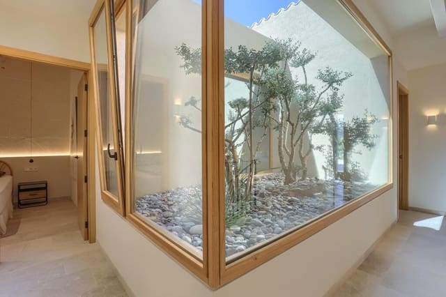 4 sypialnia Dom na sprzedaż w Campanet z basenem garażem - 1 980 000 € (Ref: 9761811)