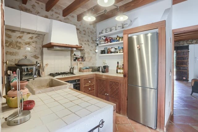 Finca/Casa Rural de 4 habitaciones en Selva en venta con piscina garaje - 2.200.000 € (Ref: 9772830)