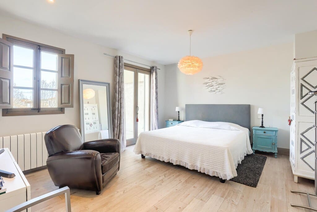 5 bedroom Townhouse for sale in Pollensa / Pollenca with pool - € 1,295,000 (Ref: 9777833)