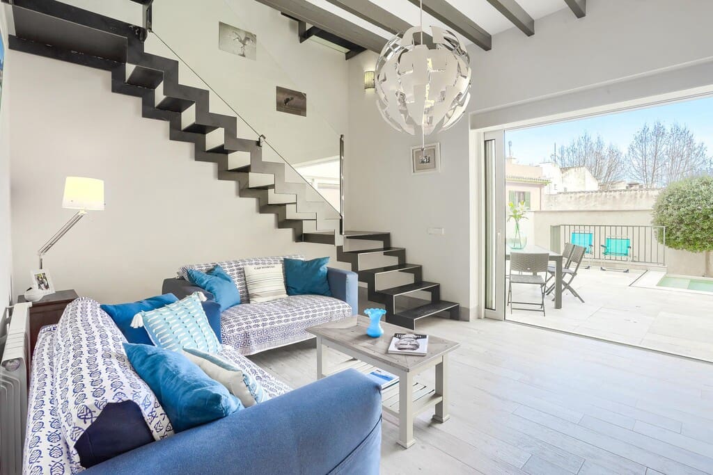 5 bedroom Townhouse for sale in Pollensa / Pollenca with pool - € 1,295,000 (Ref: 9777833)