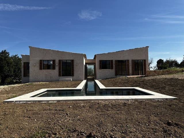 4 bedroom Finca/Country House for sale in Campanet with pool garage - € 3,500,000 (Ref: 9790840)