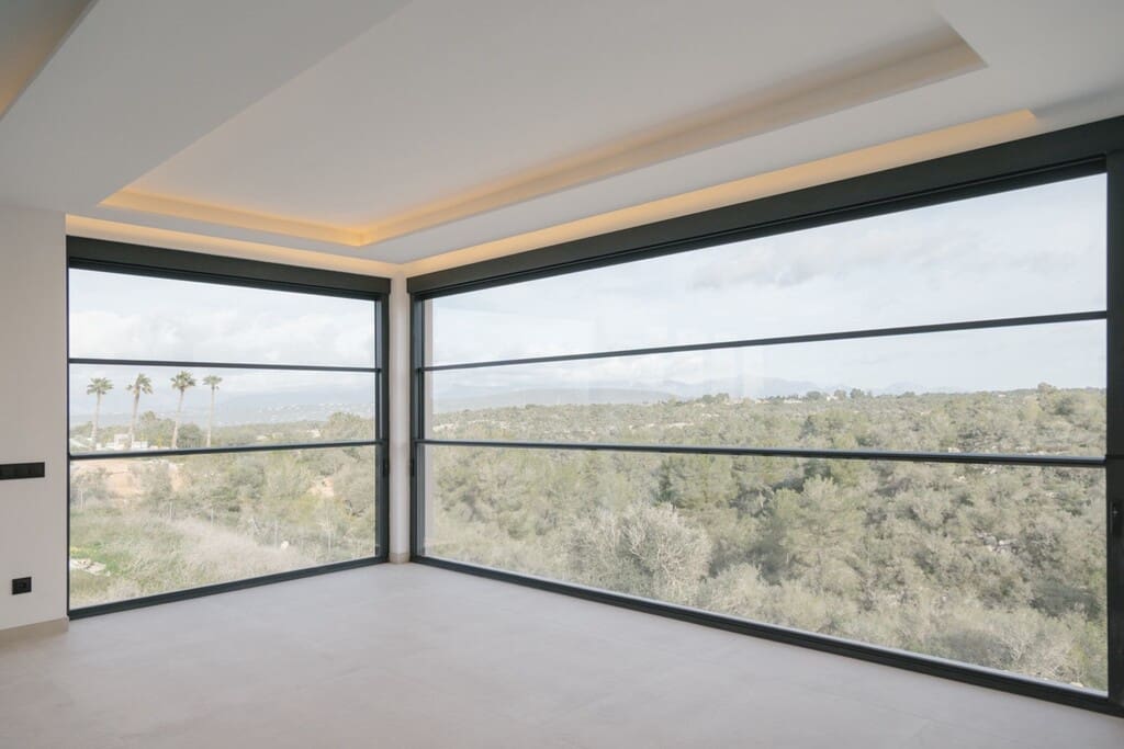 3 sypialnia Willa na sprzedaż w Son Gual z basenem garażem - 2 400 000 € (Ref: 9822420)